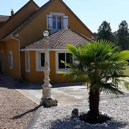 ホームステイ Suzana