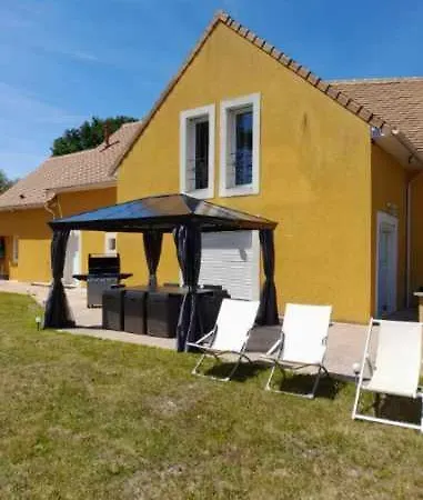 Suzana Privat bolig La Suze-sur-Sarthe