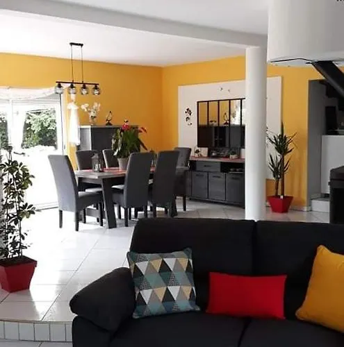 Suzana La Suze-sur-Sarthe